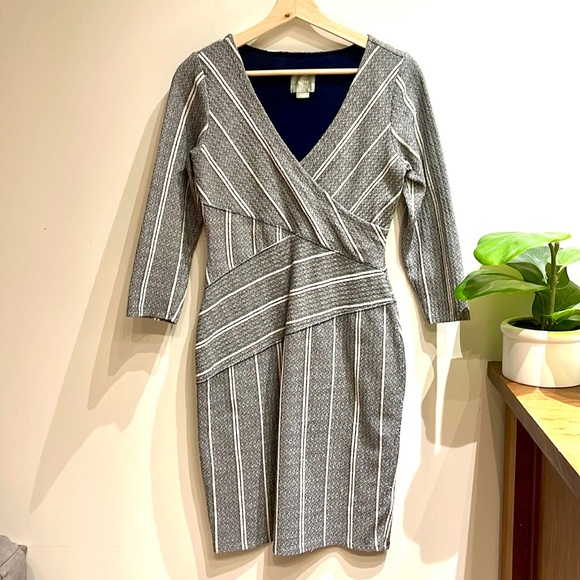 Anthropologie Maeve Amelia Column Stripe Wrap Dress Size Small - Picture 2 of 15